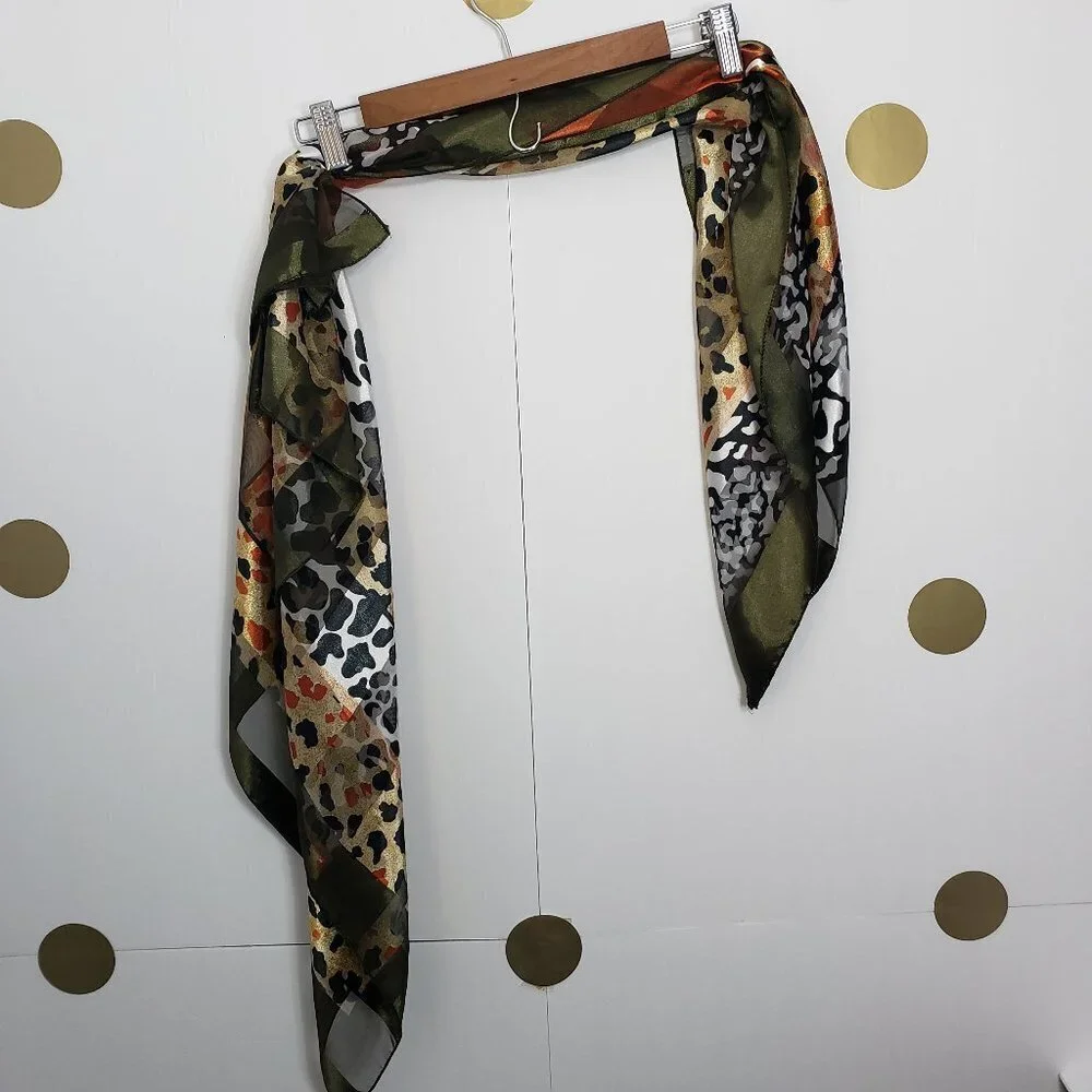 Women's Multicolored Animal Print Square‎ Scarf